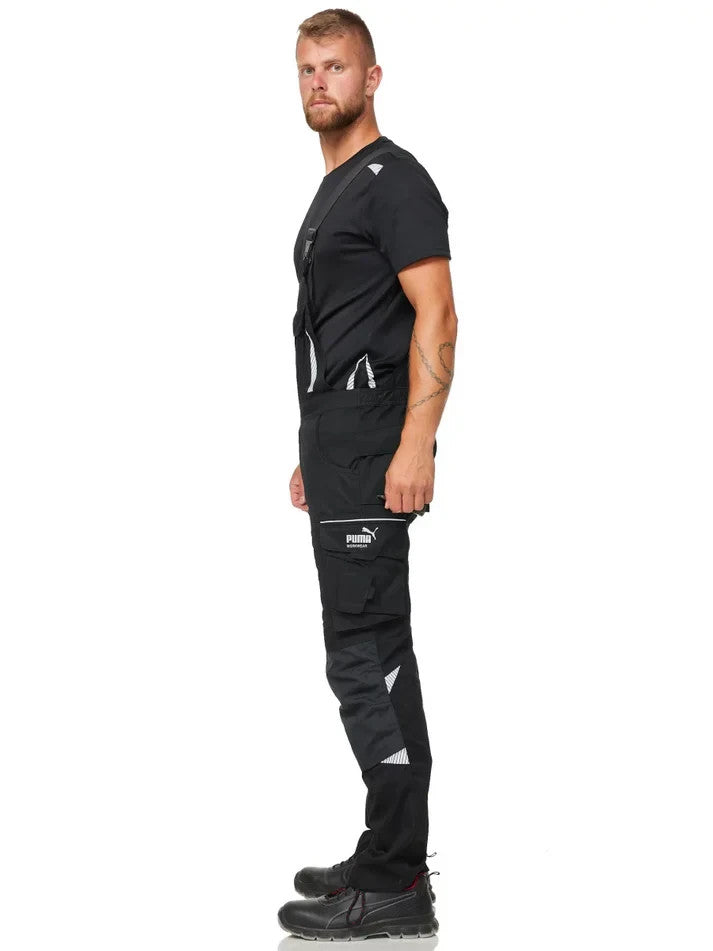 Die ultimative PUMA WORKWEAR Premium Latzhose: Robust, flexibel und sicher!